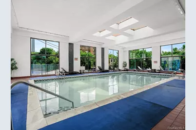 25-40 Shore Boulevard, Astoria, NY 11020 - Photo 11
