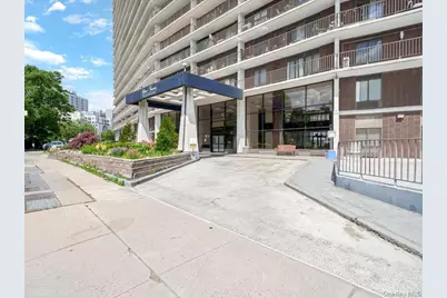 25-40 Shore Boulevard, Astoria, NY 11020 - Photo 17