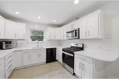 235 Bronx River Road, Yonkers, NY 10704 - Photo 7