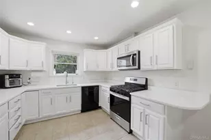 235 Bronx River Rd, Yonkers, NY 10704 - Photo 7