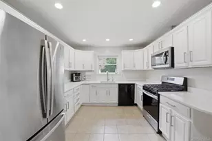 235 Bronx River Rd, Yonkers, NY 10704 - Photo 9