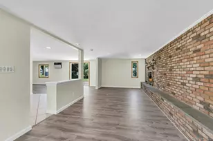23 Campus Ln, Ronkonkoma, NY 11779 - Photo 11