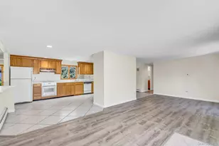 23 Campus Ln, Ronkonkoma, NY 11779 - Photo 7
