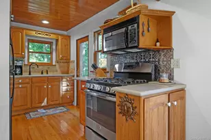 53 Wah Ta Wah Dr, Greenwood Lake, NY 10925 - Photo 13