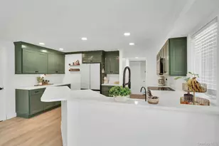 3 Moor Ln, Patchogue, NY 11772 - Photo 21
