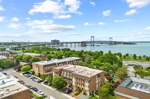 207-23 Darren Dr, Bayside, NY 11360 - Photo 23