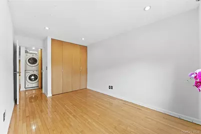 207-23 Darren Drive #2nd Floor, Bayside, NY 11360 - Photo 13