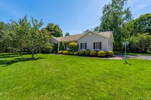 575 Willow Dr, East Marion, NY 11939 - Photo 5