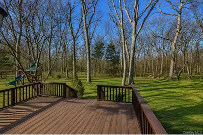 17 Montclair Street, Port Jefferson Station, NY 11776 - Photo 25