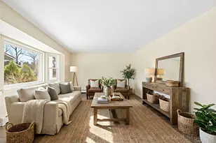 17 Montclair St, Port Jefferson Station, NY 11776 - Photo 3