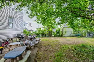 246 Oak St, Bellmore, NY 11710 - Photo 33