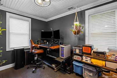 246 Oak Street, Bellmore, NY 11710 - Photo 25