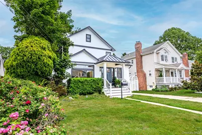 246 Oak Street, Bellmore, NY 11710 - Photo 5