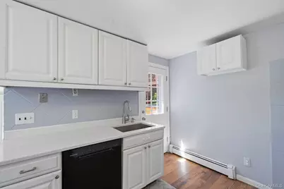 612 Blue Point Road, Holtsville, NY 11742 - Photo 9