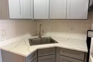 109-16 176th St, Jamaica, NY 11433 - Photo 3