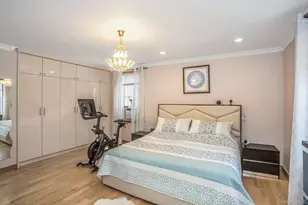 102-55 67th Dr, Forest Hills, NY 11375 - Photo 15
