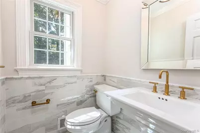 60 Pleasant Ridge Road, Harrison, NY 10528 - Photo 9