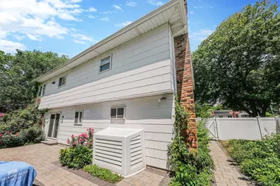 4 Dogwood Avenue, Farmingville, NY 11738 - Photo 9