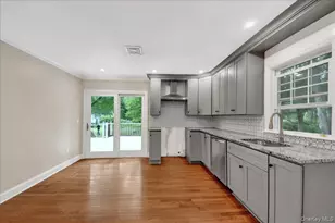 9 Hillside Close, White Plains, NY 10603 - Photo 13