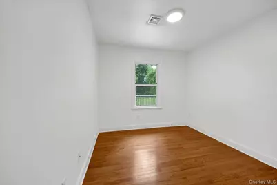 9 Hillside Close, White Plains, NY 10603 - Photo 7