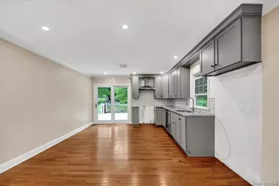 9 Hillside Close, White Plains, NY 10603 - Photo 11