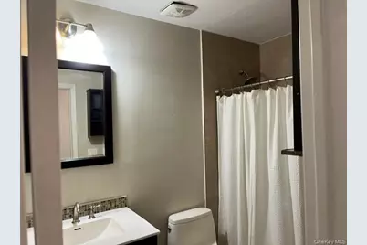 52 Houston Lane, New York, NY 10302 - Photo 13