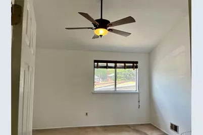 52 Houston Lane, New York, NY 10302 - Photo 9