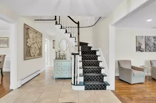 65 Shoreham Dr E, Dix Hills, NY 11746 - Photo 9
