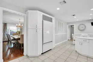 65 Shoreham Dr E, Dix Hills, NY 11746 - Photo 19