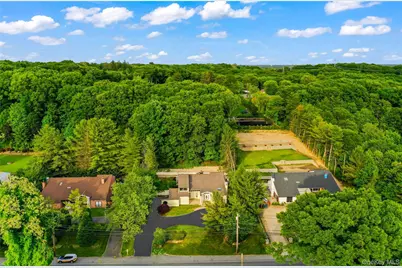126 Bagatelle Road, Dix Hills, NY 11746 - Photo 49