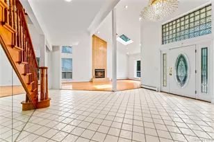 126 Bagatelle Rd, Melville, NY 11747 - Photo 11