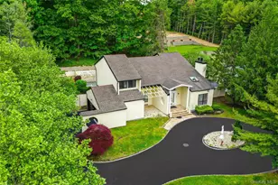 126 Bagatelle Rd, Melville, NY 11747 - Photo 7