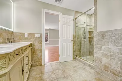 20 Woods Place, Rockville Centre, NY 11570 - Photo 25