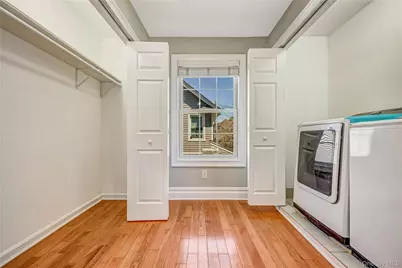 20 Woods Place, Rockville Centre, NY 11570 - Photo 21