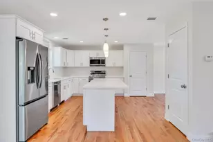77 Carlton Ave, Mastic, NY 11950 - Photo 19
