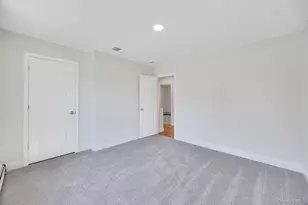 77 Carlton Ave, Mastic, NY 11950 - Photo 27