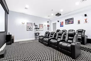 55 Plymouth Rd, Manhasset, NY 11030 - Photo 33