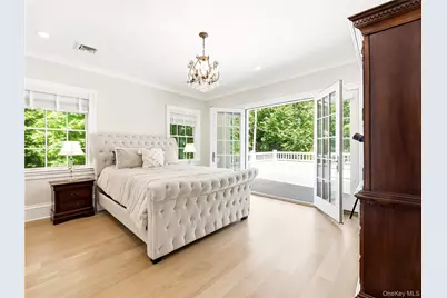 55 Plymouth Road, Manhasset, NY 11030 - Photo 25