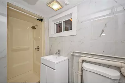 85-11 Eton Street, Jamaica, NY 11432 - Photo 17