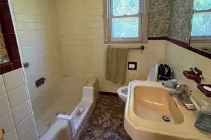 253 Eagle Ave, West Hempstead, NY 11552 - Photo 9