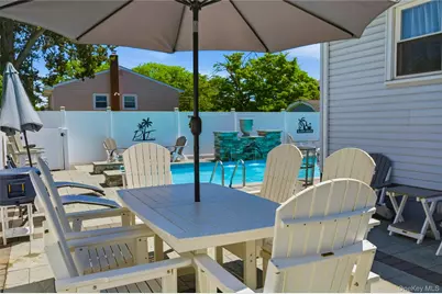 732 S 5th Street, Lindenhurst, NY 11757 - Photo 39