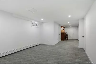 732 S 5th Street, Lindenhurst, NY 11757 - Photo 29