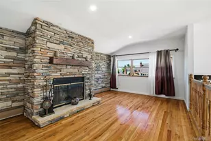 732 S 5th St, Lindenhurst, NY 11757 - Photo 15
