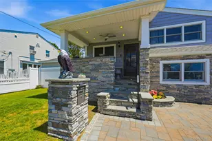732 S 5th St, Lindenhurst, NY 11757 - Photo 5