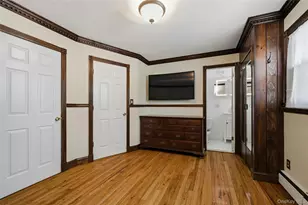 732 S 5th St, Lindenhurst, NY 11757 - Photo 21