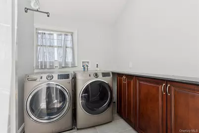 161 Barbara Road, Bellmore, NY 11710 - Photo 23