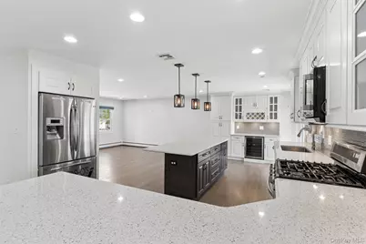 161 Barbara Road, Bellmore, NY 11710 - Photo 7