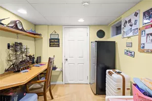 14 Mayo Ave, Huntington, NY 11743 - Photo 15