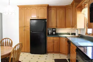 69 Appel Dr E, Shirley, NY 11967 - Photo 7