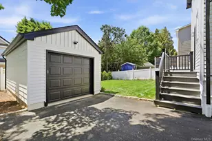 134 Murray Ave, Port Washington, NY 11050 - Photo 17